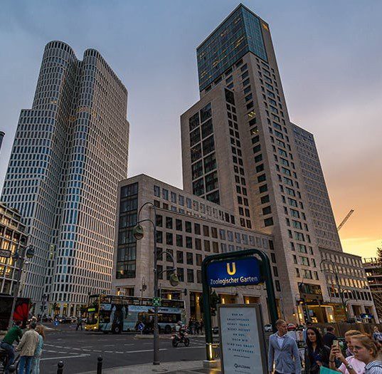 Spitzenköche:innen kochen für Kinderherzen im Waldorf Astoria Berlin | Serce … eine polnische Nacht im Waldorf Astoria Berlin